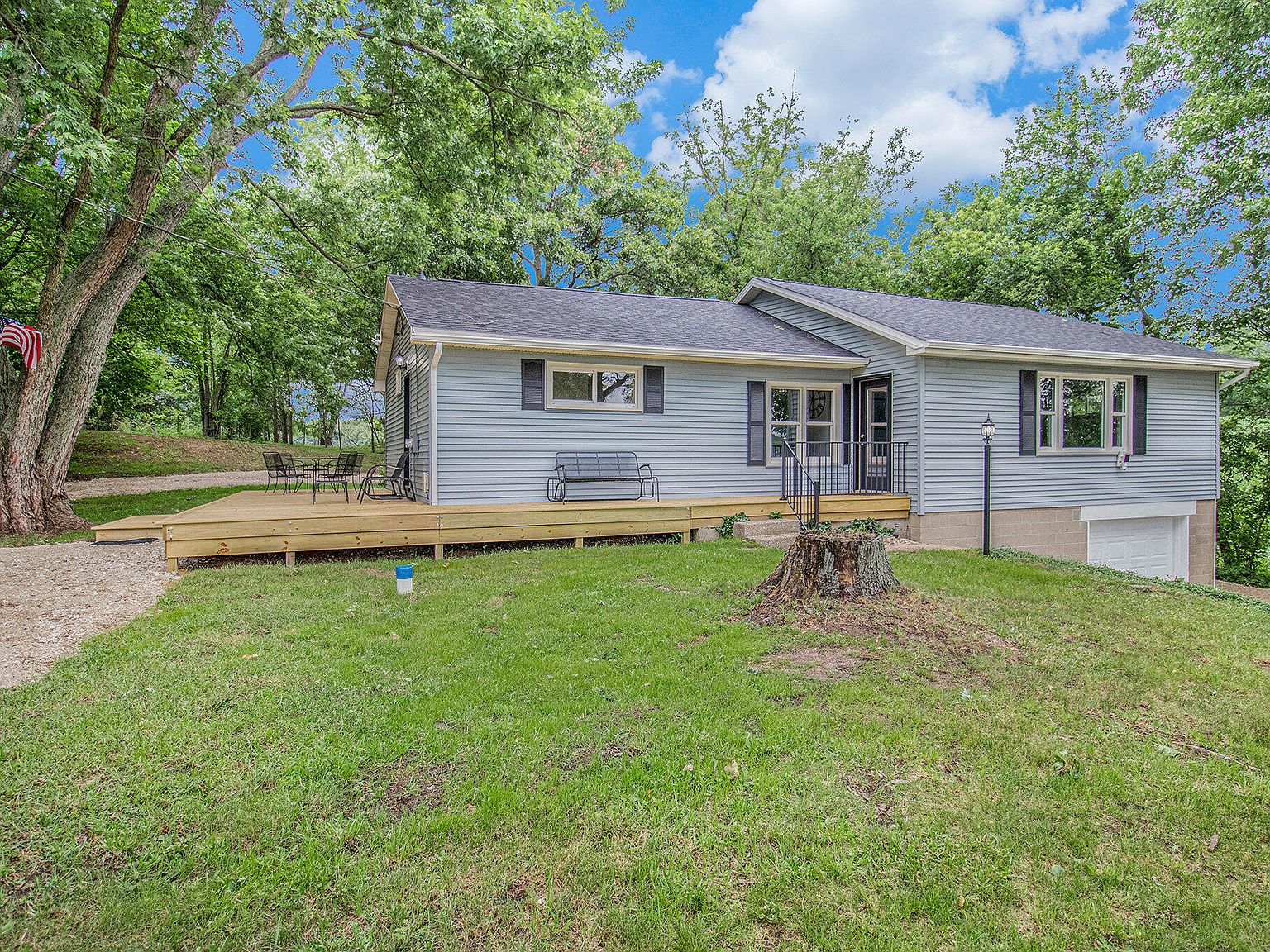 28500 M 60, Cassopolis, MI 49031 | Zillow