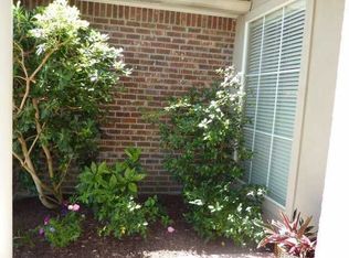 355 Lake Worth Dr, Baton Rouge, LA 70810