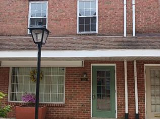 223 McClellan St, Philadelphia, PA 19148
