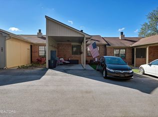 8600 Olde Colony Trl APT 120, Knoxville, TN 37923