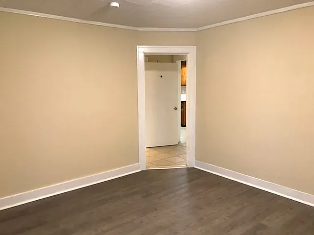 303 Kingwood Ave — Photo 2
