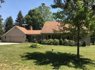 7515 Warner Rd, Saline, MI 48176