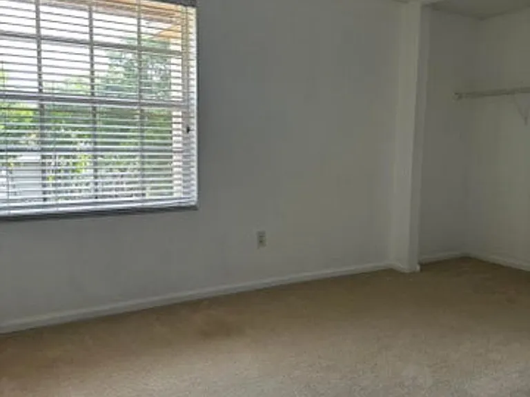 9754 Scribner Ln — Photo 7