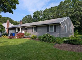 105 Wentworth Dr, South Windsor, CT 06074