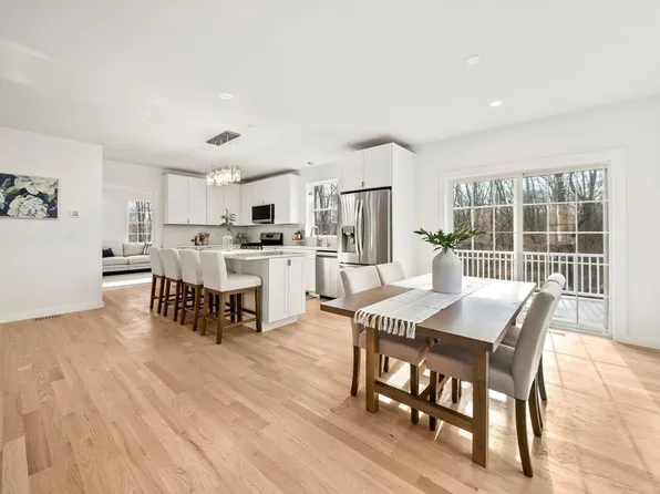 441 Old County Rd, Westport, MA 02790