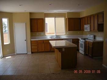 2nd image of 5343 Seaglen Way