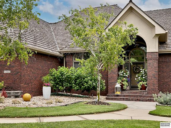 3rd image of 3303 N 133rd Cir