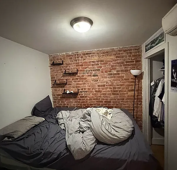 514 E 6th St #5R — Photo 6