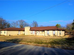 407 S Spruce St, Clarksville, TX 75426