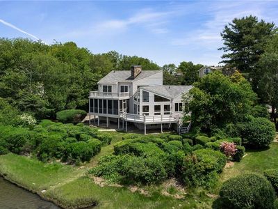 96 Starr Dr, Narragansett, RI, 02882