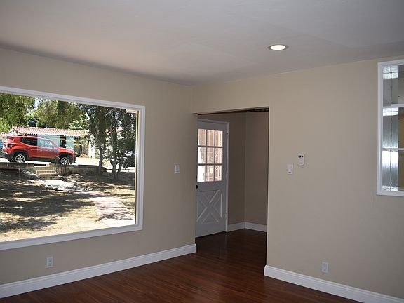 3rd image of 203 Bayview Way #A