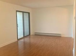 11 Cross Way #2205, Clinton, NJ 08809