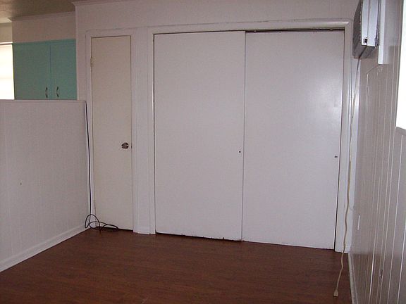4th image of 820 1/2 Manson Ave