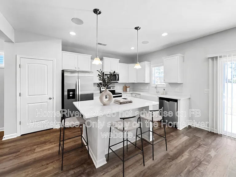 216 Sundrop St — Photo 6