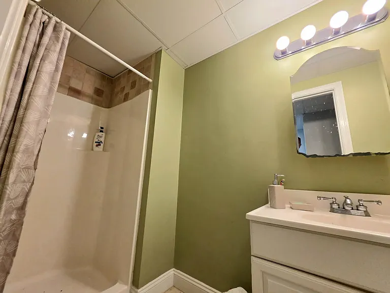 141 South St — Photo 26
