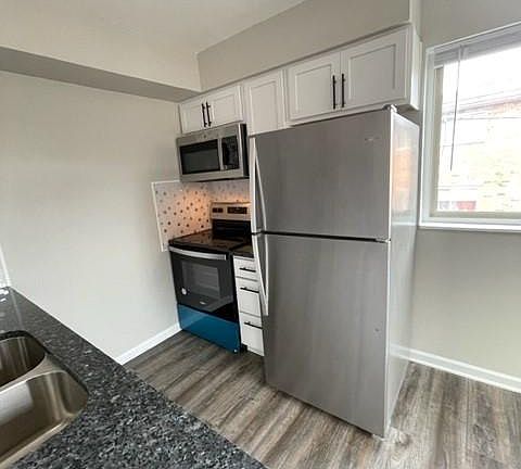 3rd image of 9808 Las Vegas Dr Unit B