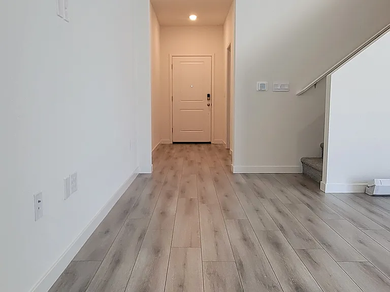 8911 Osterville Way — Photo 16