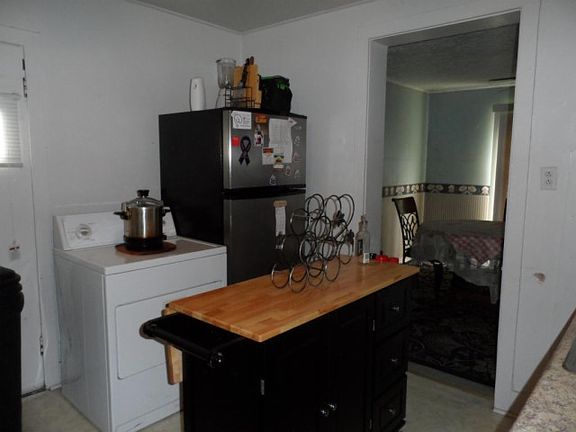 4th image of 3751 Catalpa Ave