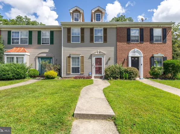 26 Cherokee Dr, Absecon, NJ 08205