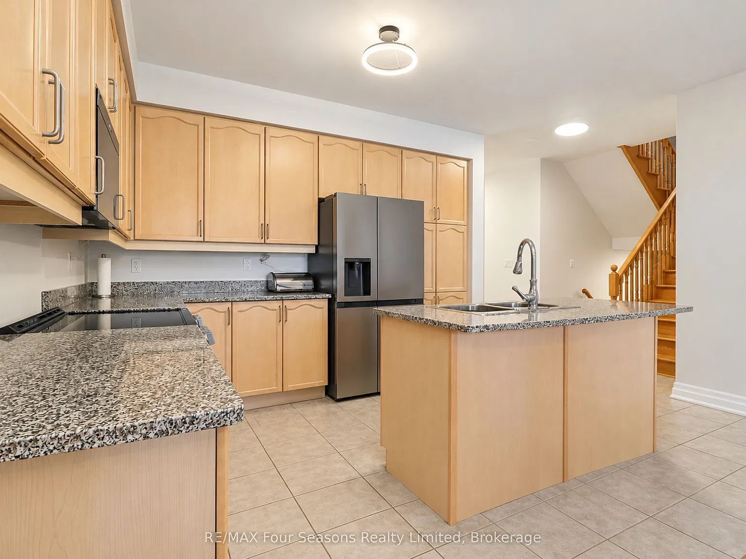 3 bed, $15,000 — Photo 4