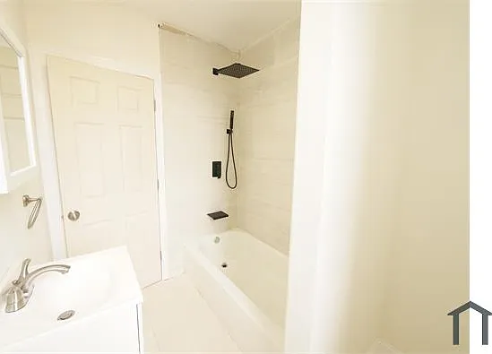 5901 Belmar Ter #C — Photo 6