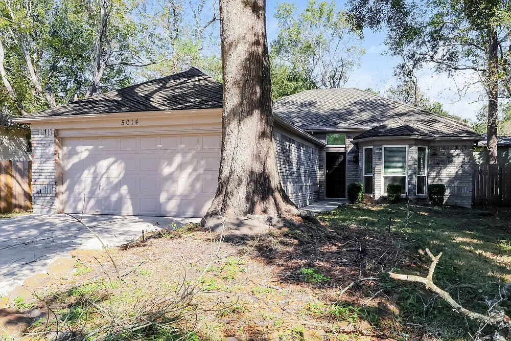 3 bed, 2.0 bath, 1496 sqft, $1,870 — Photo 1