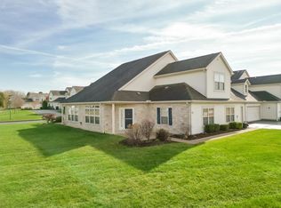 201 Willow Trail Dr, Johnstown, OH 43031