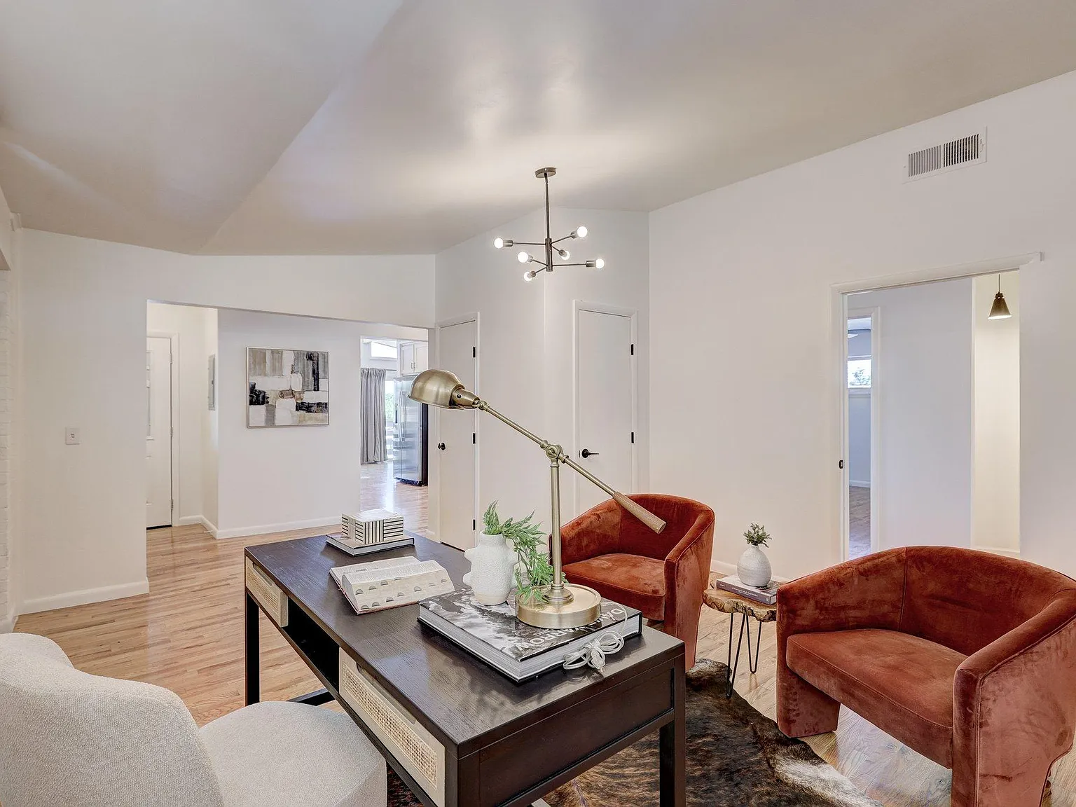 2 bed, 1868 sqft, $2,000 — Photo 4