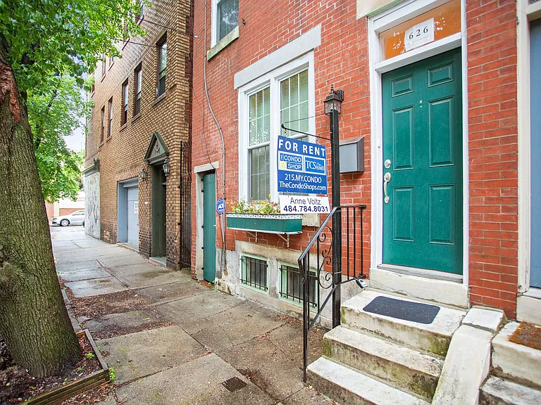 626 S Clifton St — Photo 13