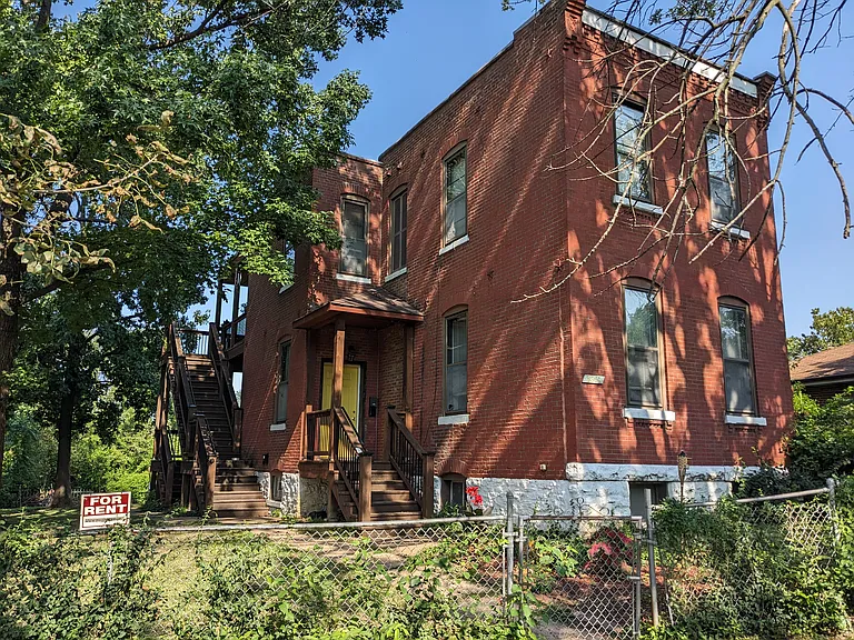 3819 Marine Ave — Photo 3
