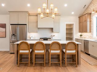 314 Lennox Dr, Bismarck, ND 58504