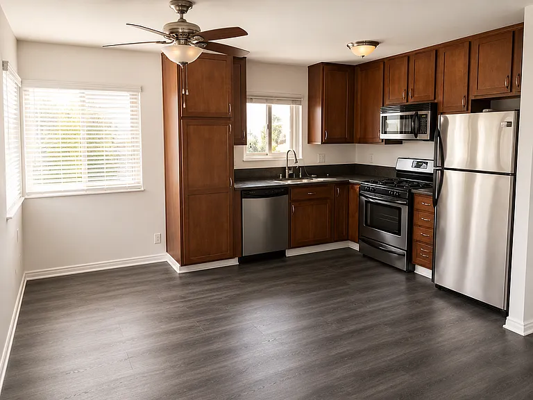 1650 Myrtle Ave #6 — Photo 1