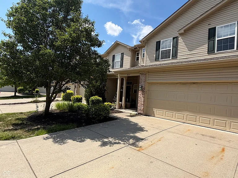 2424 Boyer Ln — Photo 4