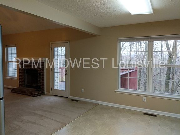 5th image of 1572 Overlook Cir