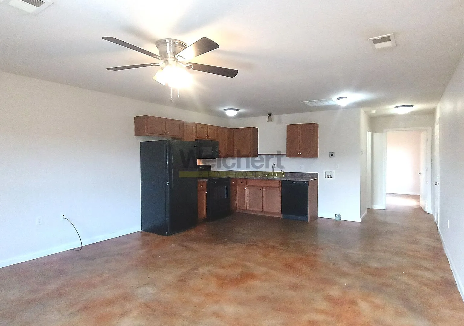 801 Wilson Street — Photo 3