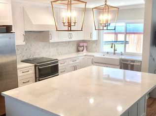 27 Belmonte, Irvine, CA 92620