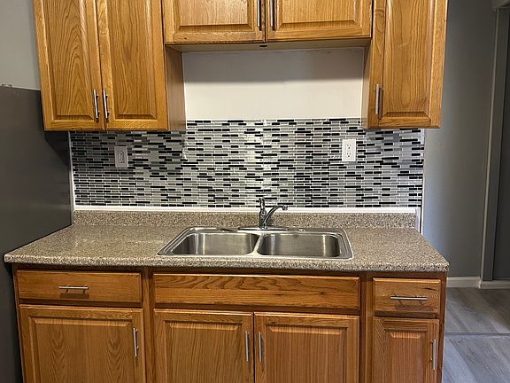 2nd image of 72 S Judson St APT 3