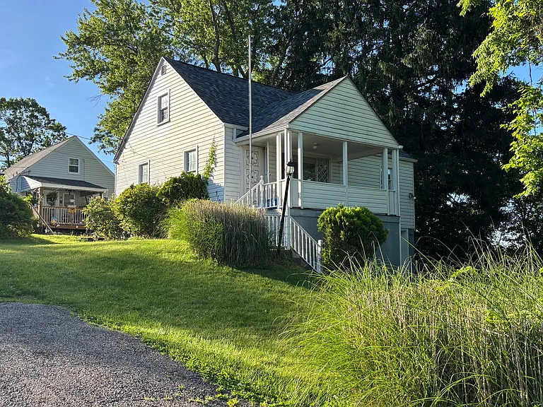 3106 Southern Dr — Photo 1