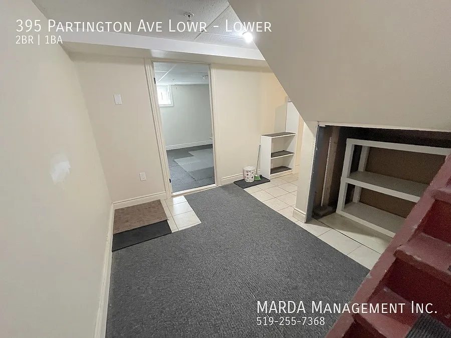 Spacious 2 Bed/1 Bath Lower Unit By University Of Windsor! Inclusive! — Photo 3