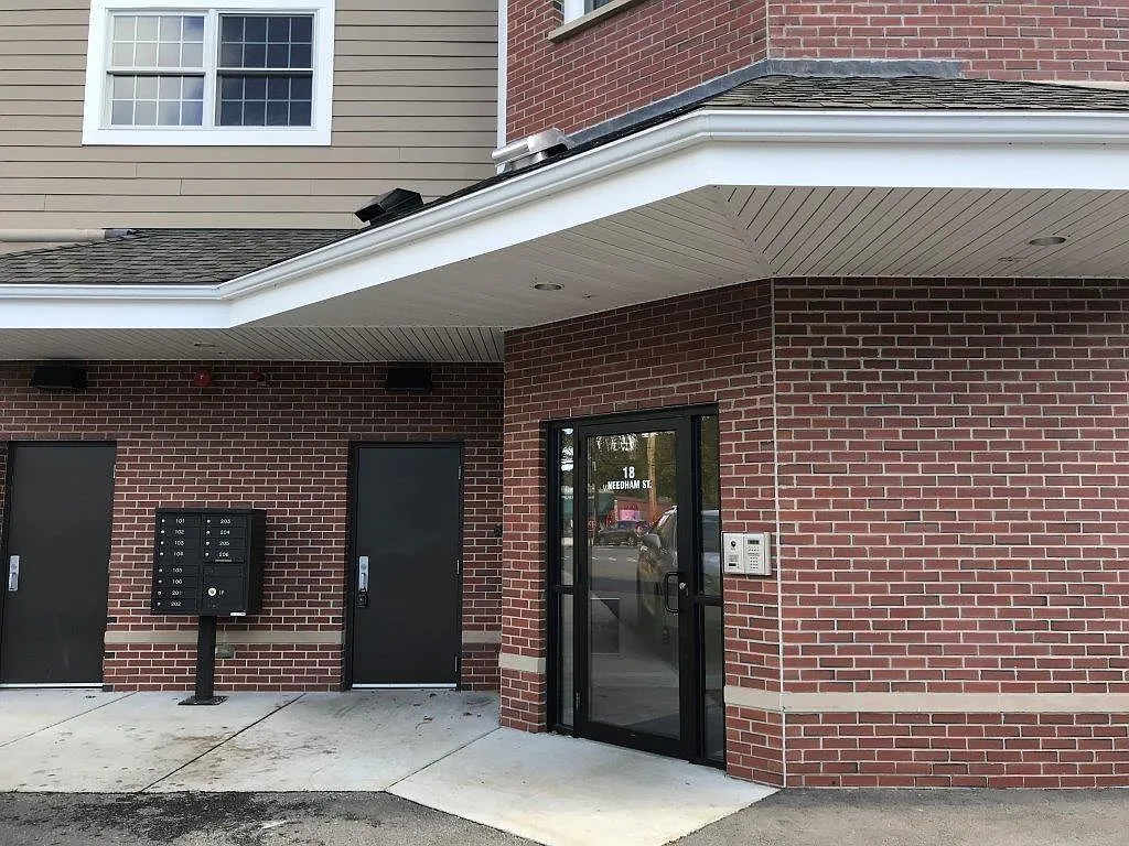 1 bed, 852 sqft, $2,250 — Photo 2