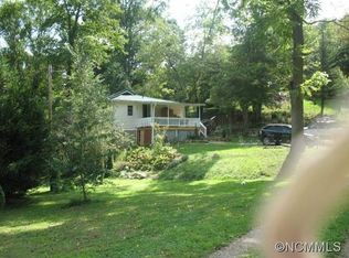 15 Storie Book Ln, Candler, NC 28715