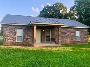 6242 Measels Rd, Morton, MS 39117