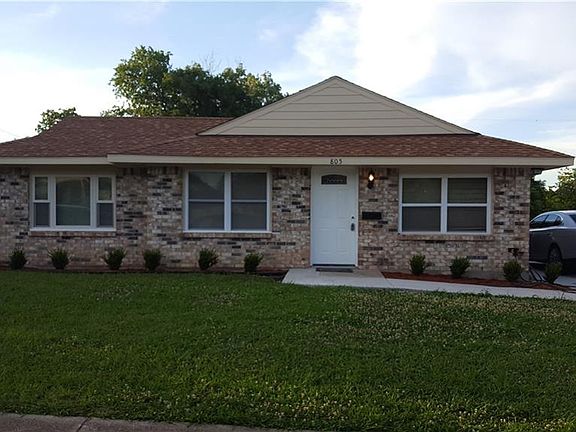 2nd image of 805 E Daugherty Dr