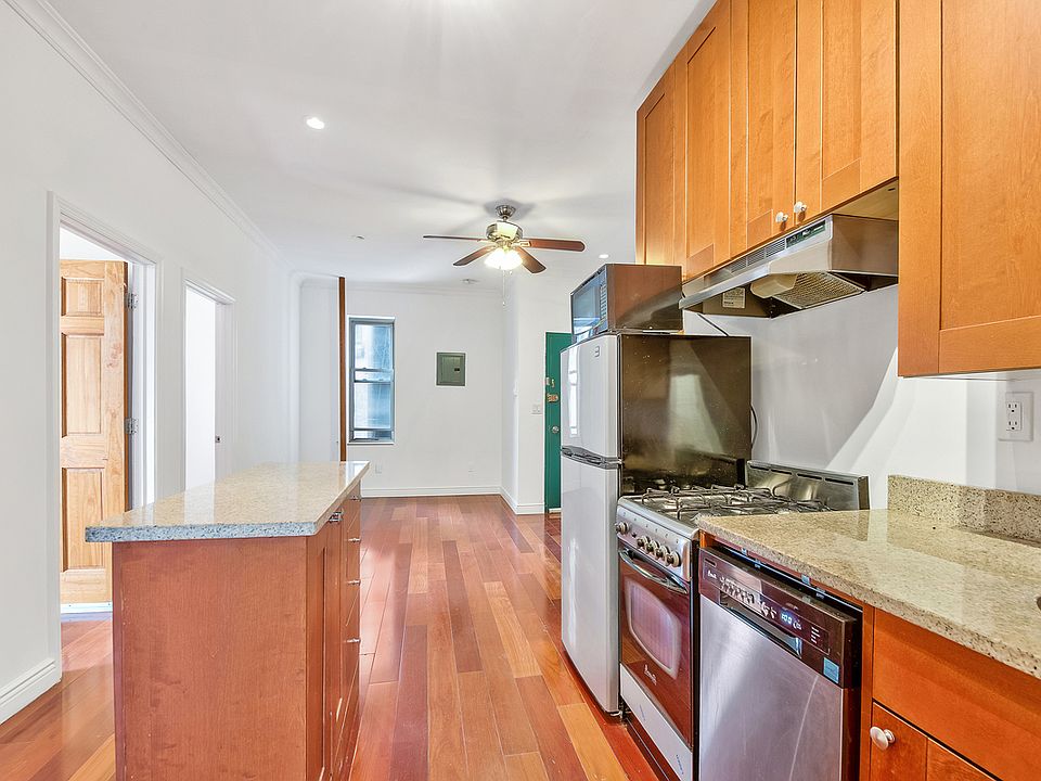 1st image of 354 E 66th St #4Z