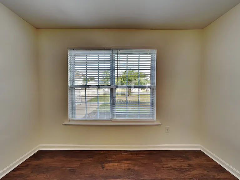 218 Bellport Dr — Photo 12