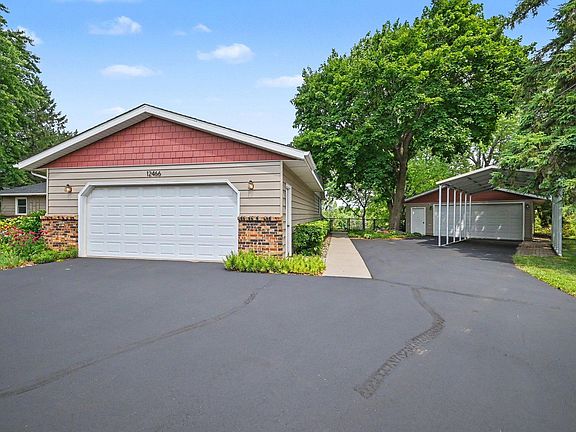 3rd image of 12466 Jason Ave