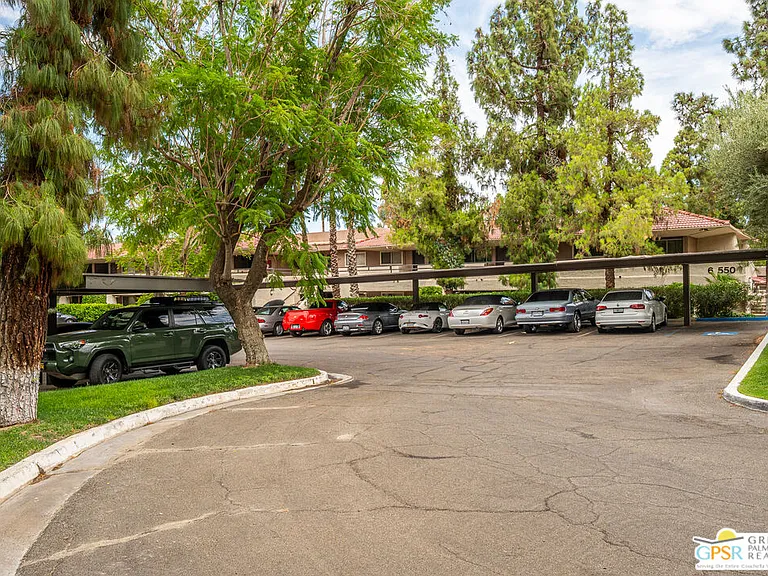 550 N Villa Ct #214 — Photo 23