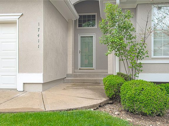 2nd image of 17411 E 43rd Terrace Ct