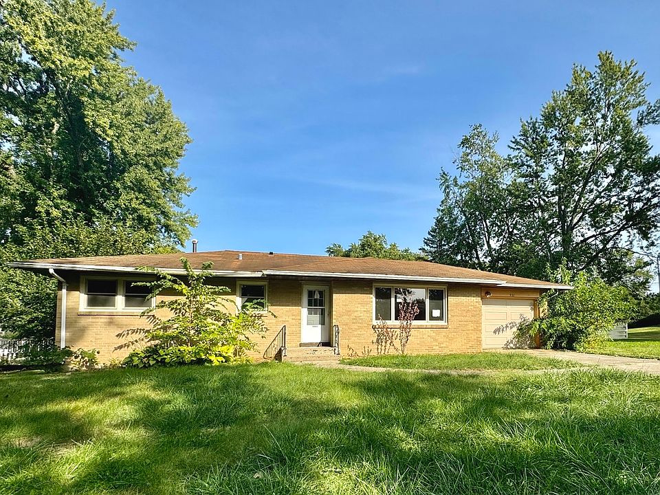 1st image of 932 Marion Ln