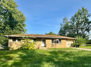 932 Marion Ln, Ottawa, IL 61350